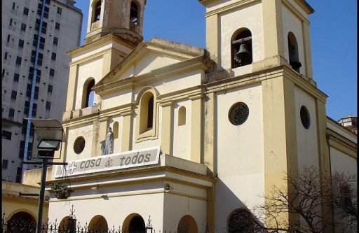 Descubre los majestuosos templos en Quilmes: Iglesias y catedrales