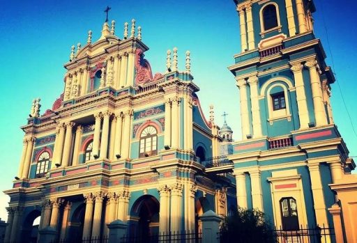 Explorando la arquitectura religiosa de Salta: Las mejores iglesias y catedrales para visitar
