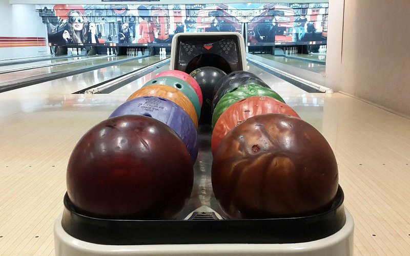 Snack Bowling