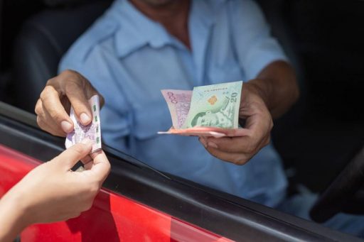 como retirar dinero de paxum en argentina